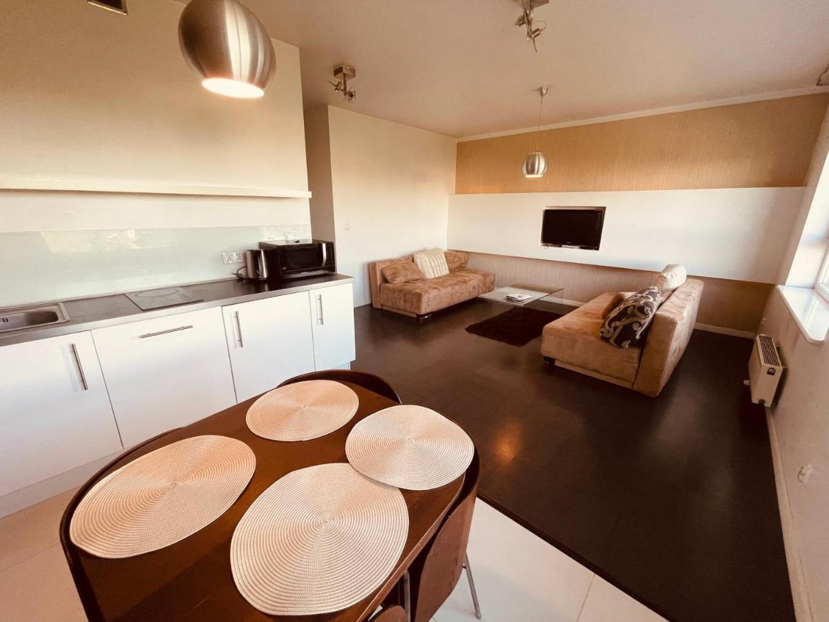קטוביץ Apartamenty Ktw Debowe Tarasy מראה חיצוני תמונה